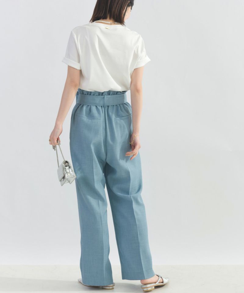 model：H162　着用サイズ：M　オフホワイト