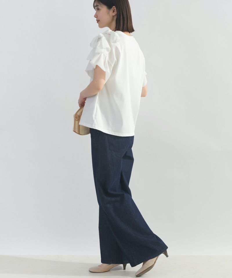 model：H162　着用サイズ：M　オフホワイト