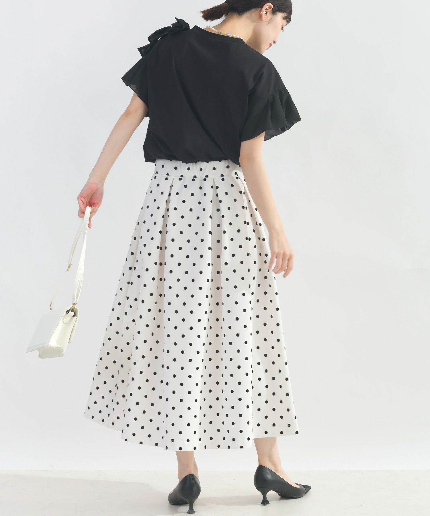 model：H162　着用サイズ：M　ブラック