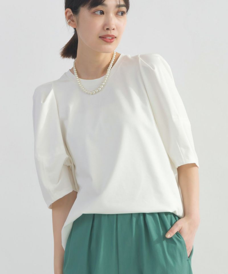 model：H162　着用サイズ：M　オフホワイト