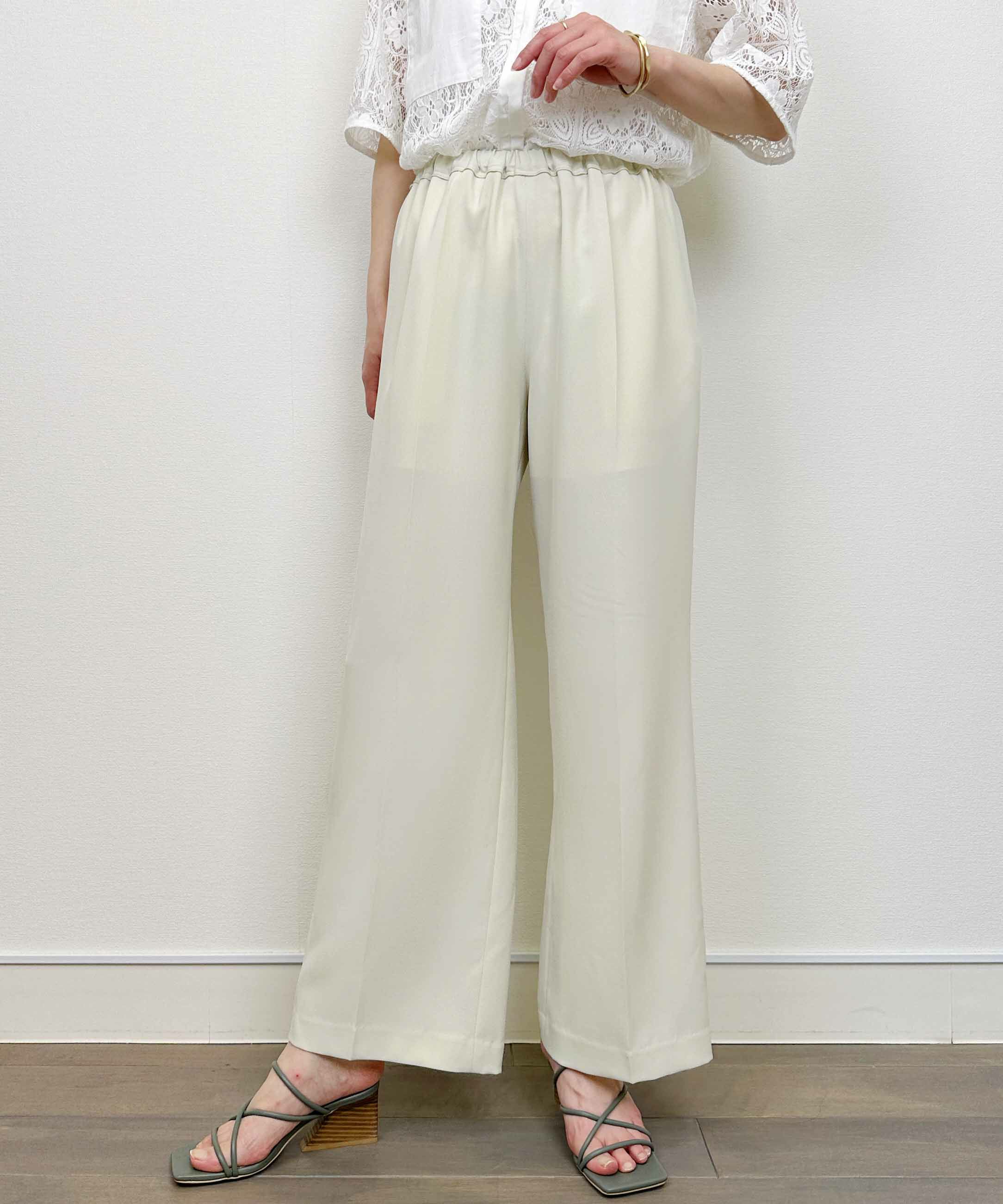 model：H164　着用サイズ：M　ベージュ