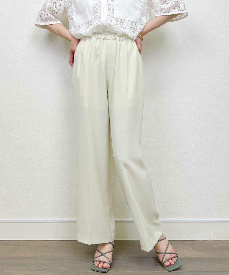 model：H164　着用サイズ：M　ベージュ