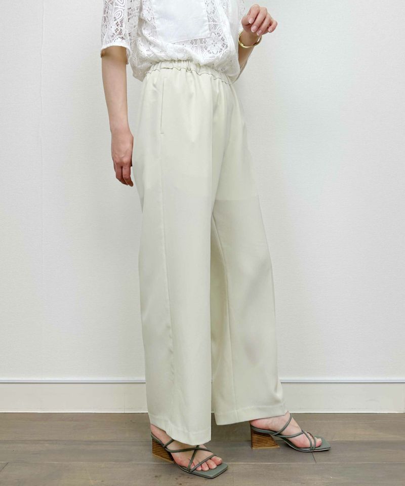 model：H164　着用サイズ：M　ベージュ