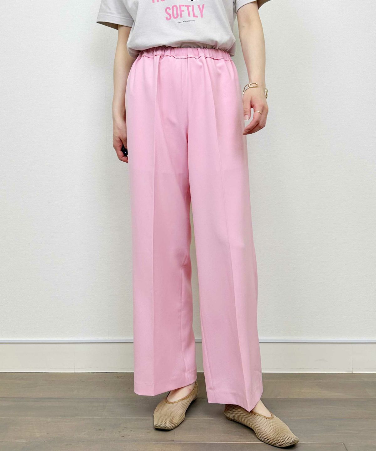 model：H164　着用サイズ：M　ピンク