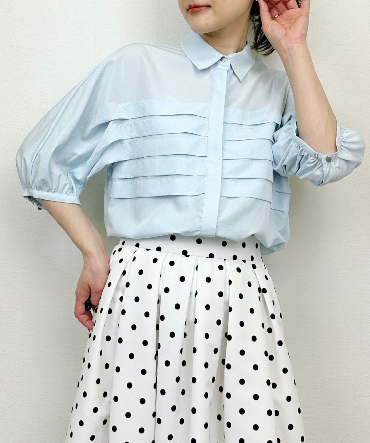 model：H164　着用サイズ：M　ブルー