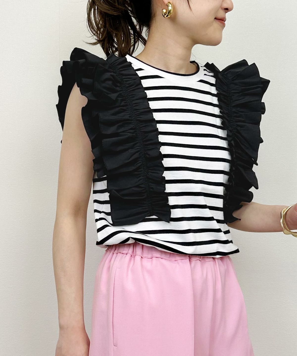 model：H164　着用サイズ：M　オフホワイト