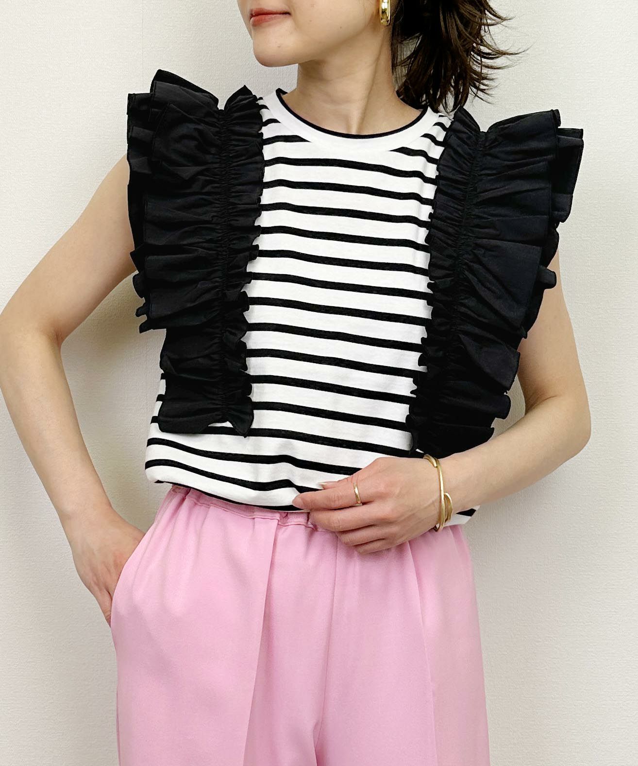 model：H164　着用サイズ：M　オフホワイト