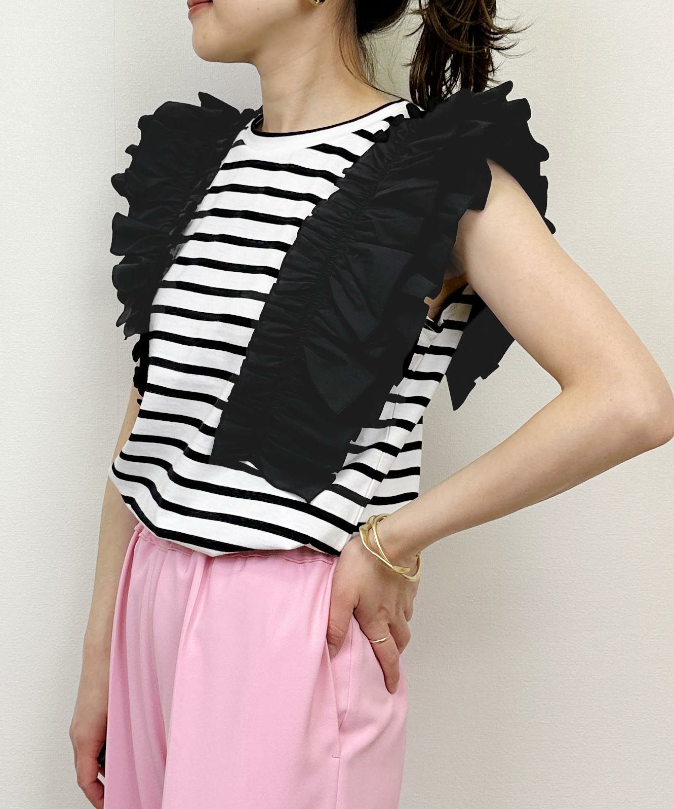 model：H164　着用サイズ：M　オフホワイト