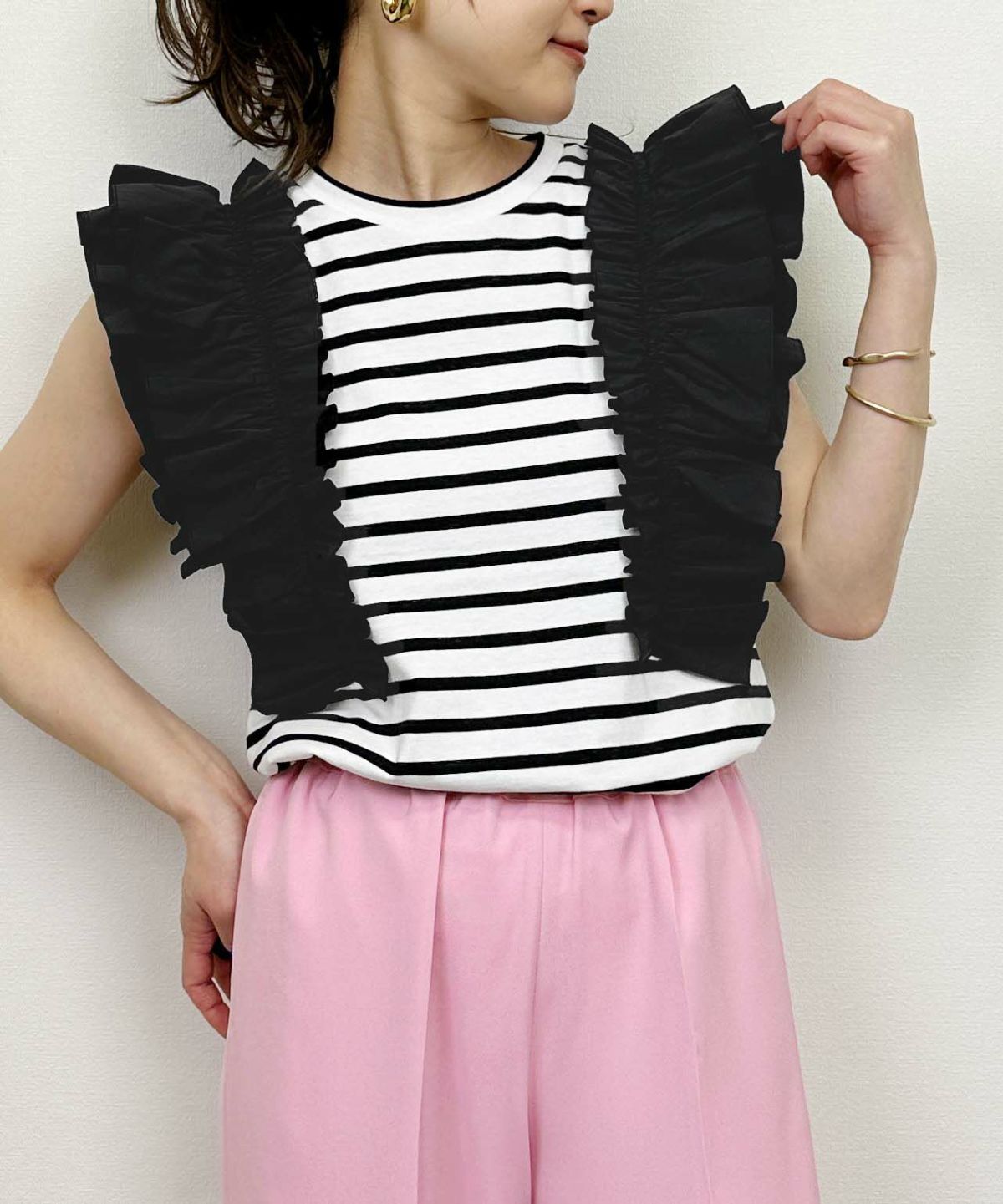 model：H164　着用サイズ：M　オフホワイト