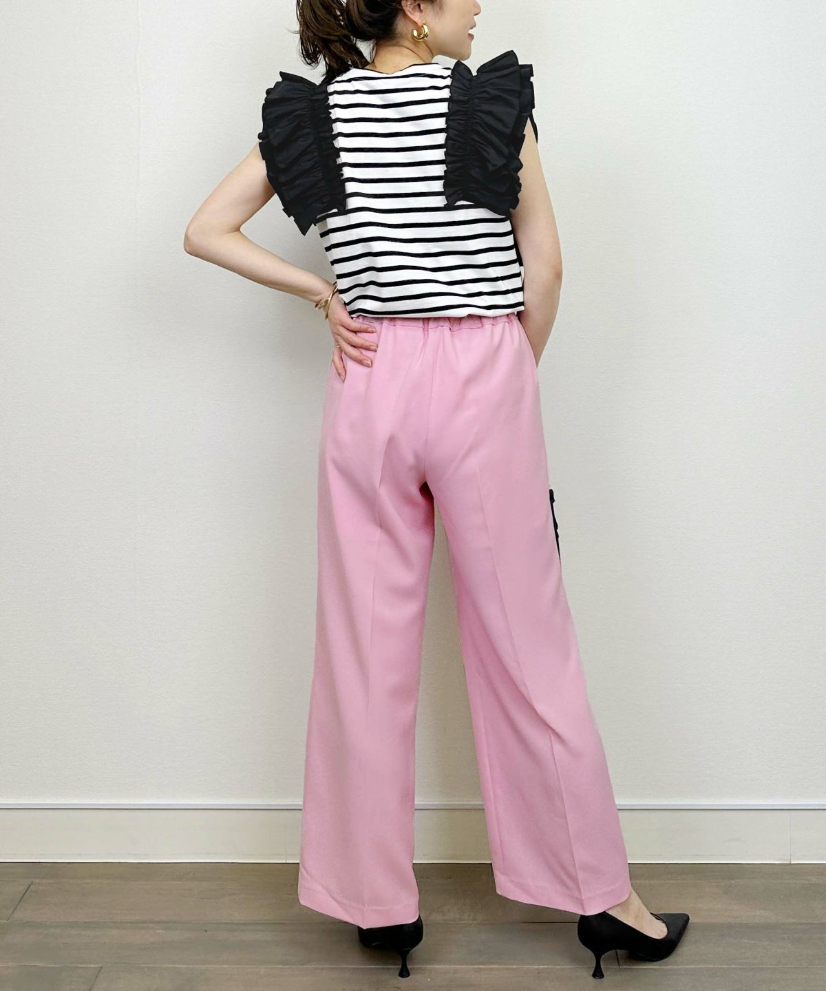 model：H164　着用サイズ：M　オフホワイト