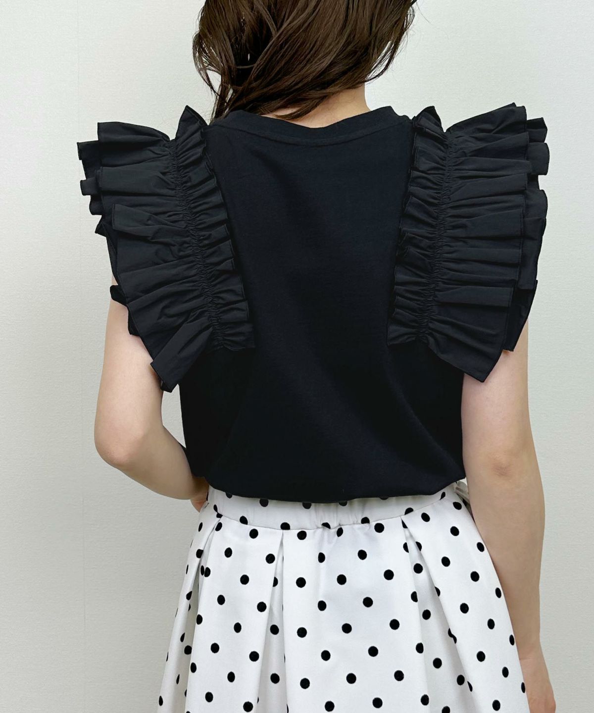 model：H164　着用サイズ：M　ブラック