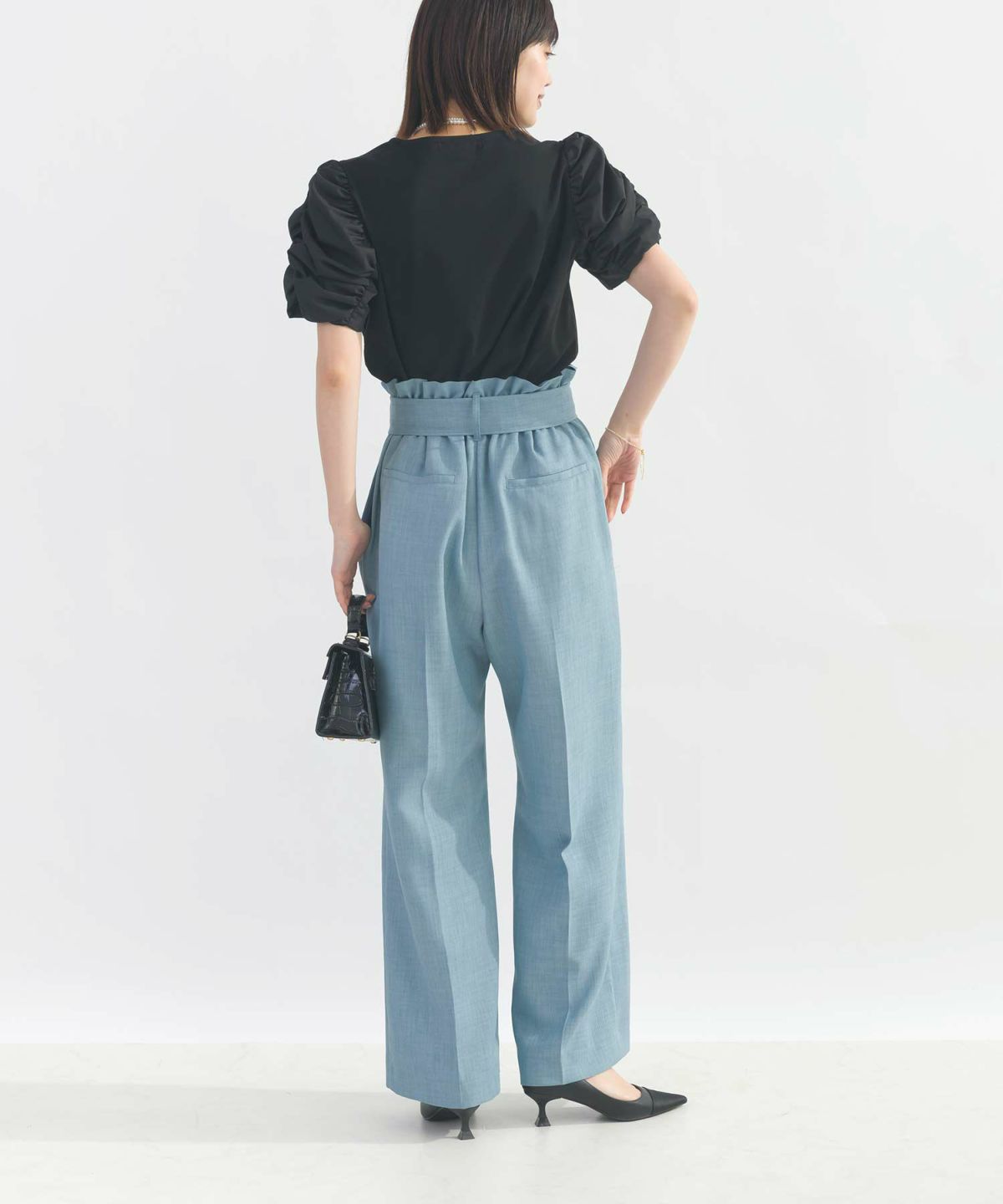 model：H164　着用サイズ：M　サックスブルー