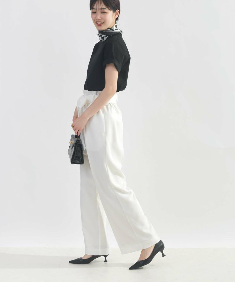 model：H162　着用サイズ：M　オフホワイト