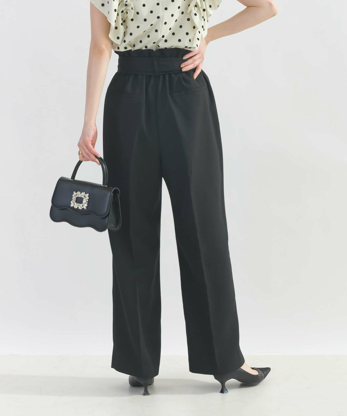 model：H162　着用サイズ：M　ブラック