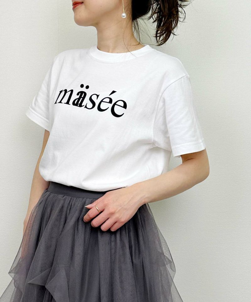 model：H164　着用サイズ：M　オフホワイト