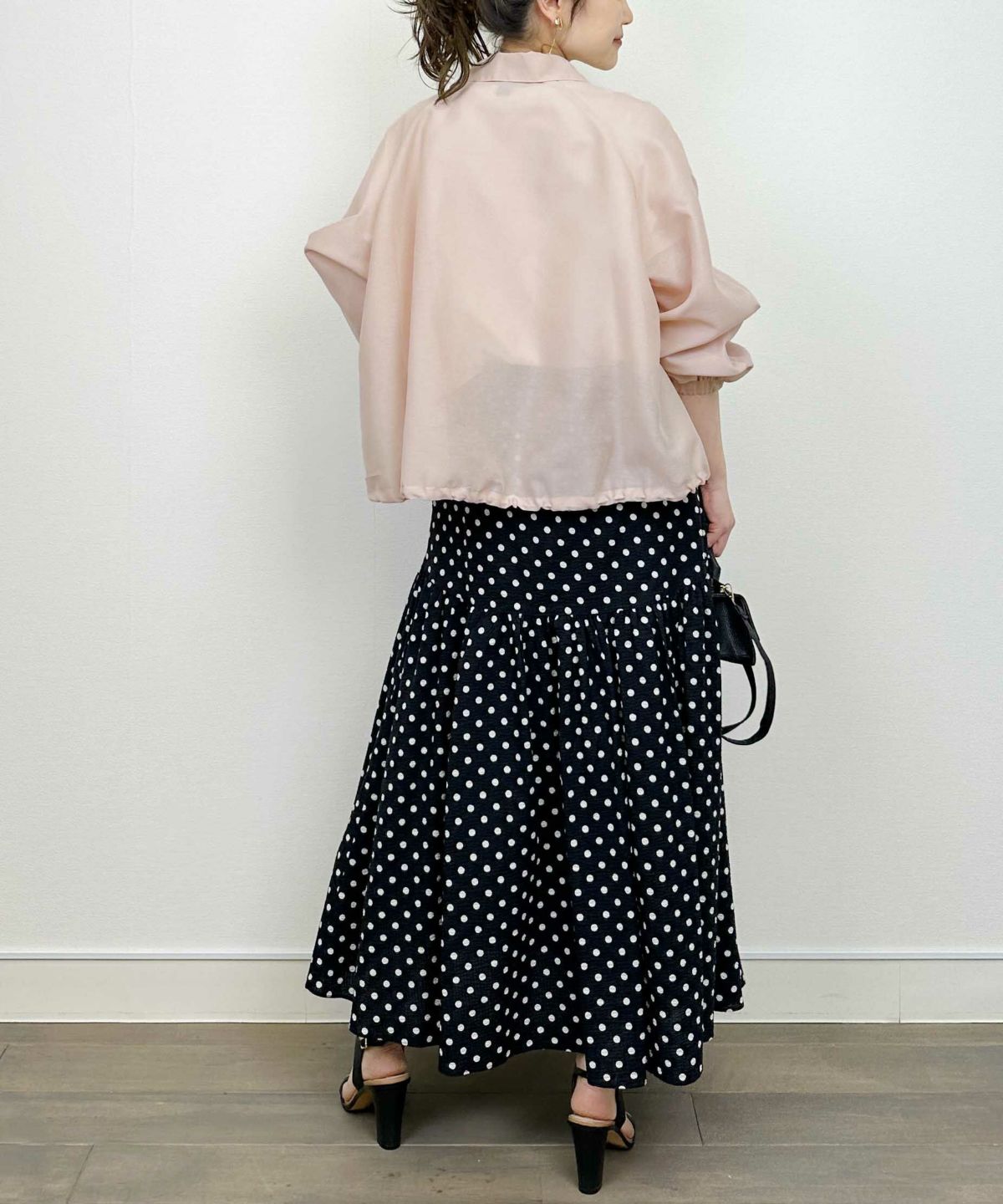 model：H164　着用サイズ：M　ピンク