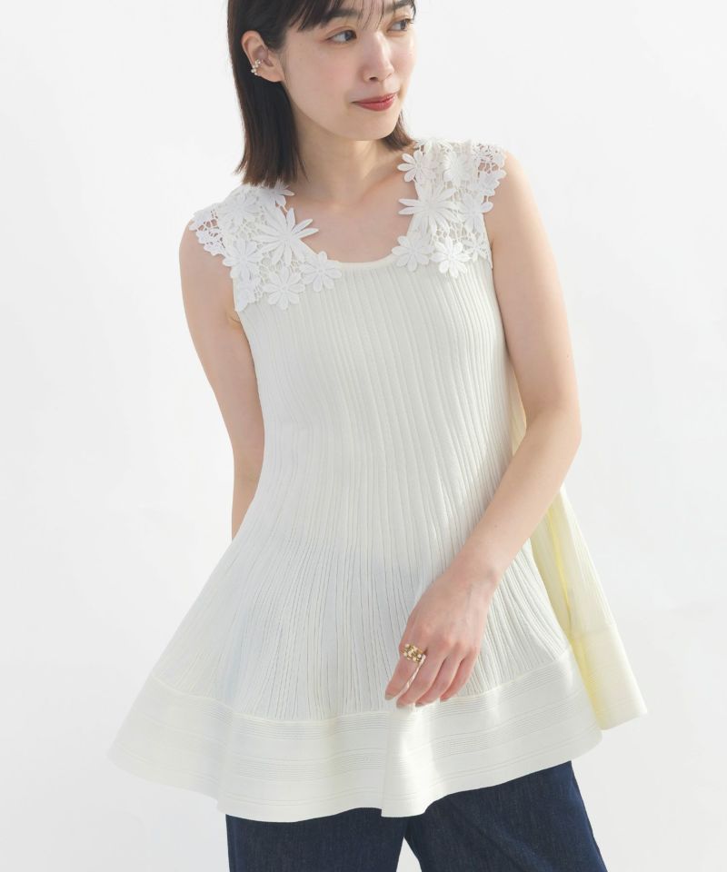 model：H162　着用サイズ：M　オフホワイト