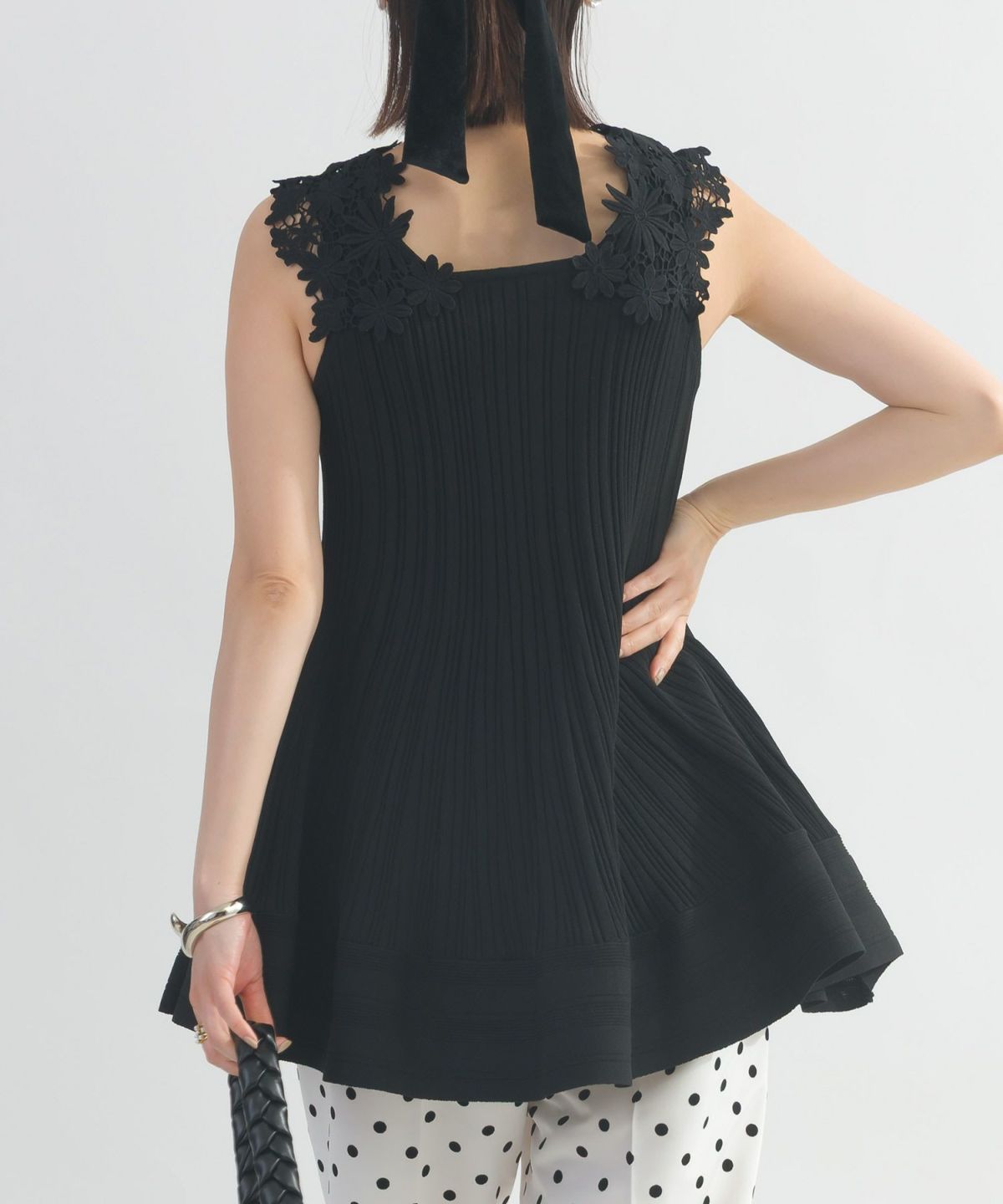 model：H162　着用サイズ：L　ブラック