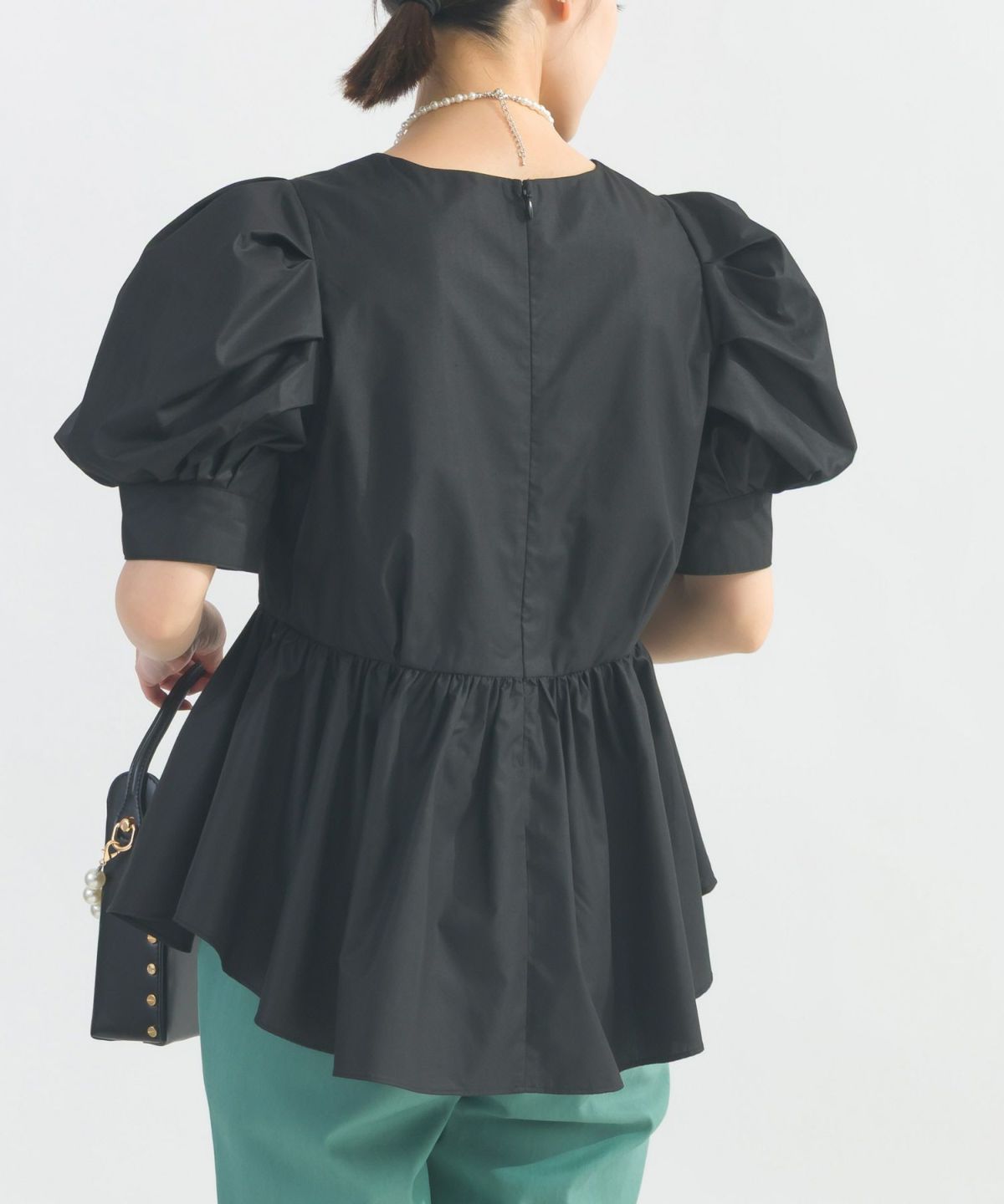 model：H162　着用サイズ：M　ブラック