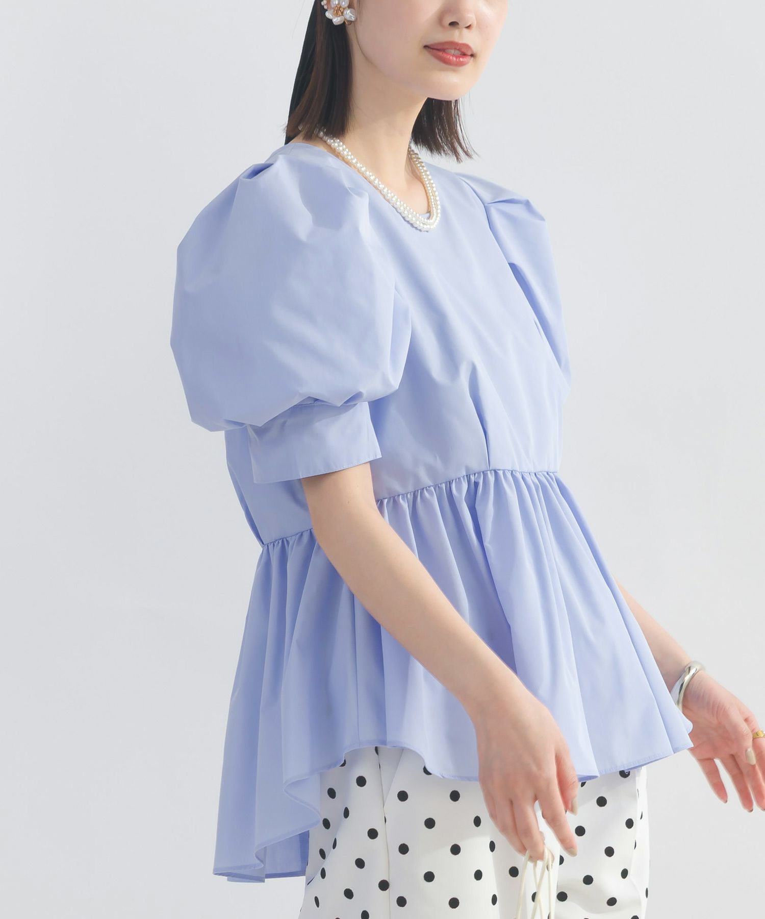 model：H162　着用サイズ：M　ライトブルー