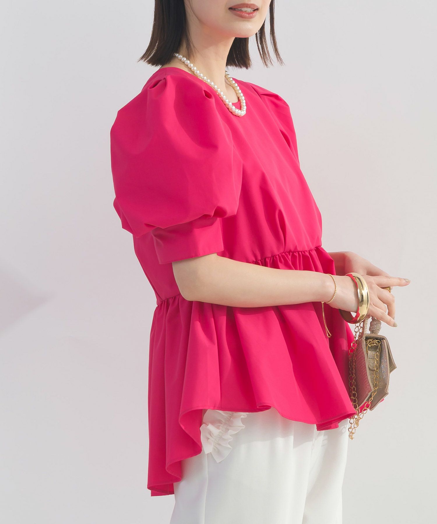model：H162　着用サイズ：M　ピンク