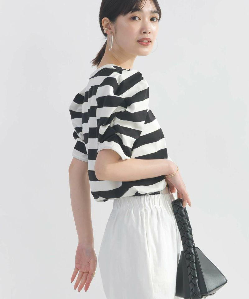 model：H162　着用サイズ：M　ホワイト系その他（ボーダー）