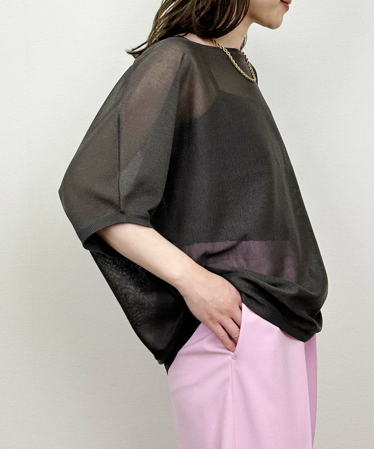 model：H164　着用サイズ：M　チャコールグレー