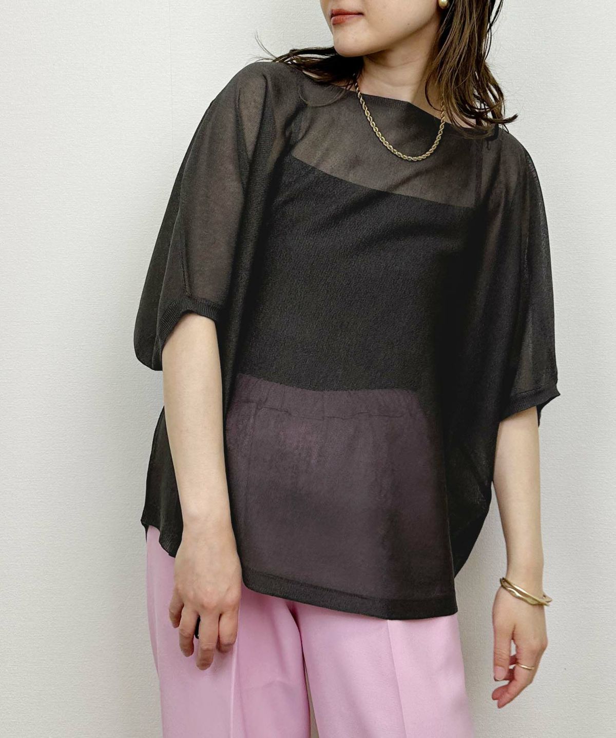 model：H164　着用サイズ：M　チャコールグレー