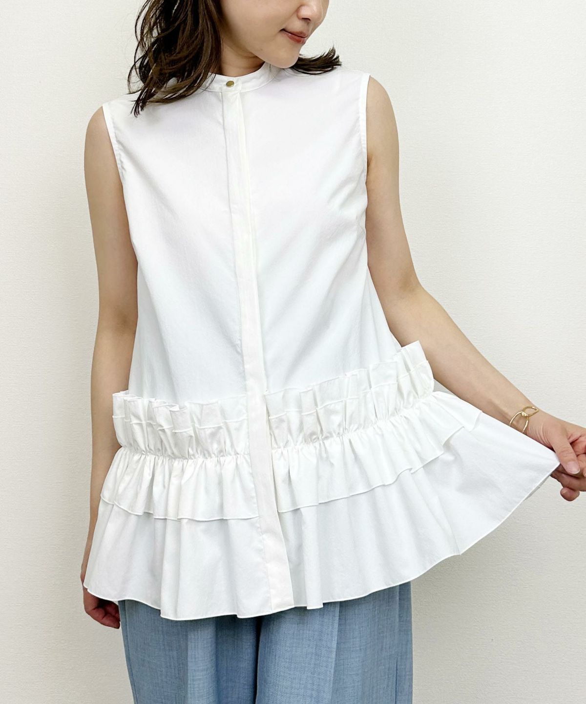 model：H164　着用サイズ：M　オフホワイト