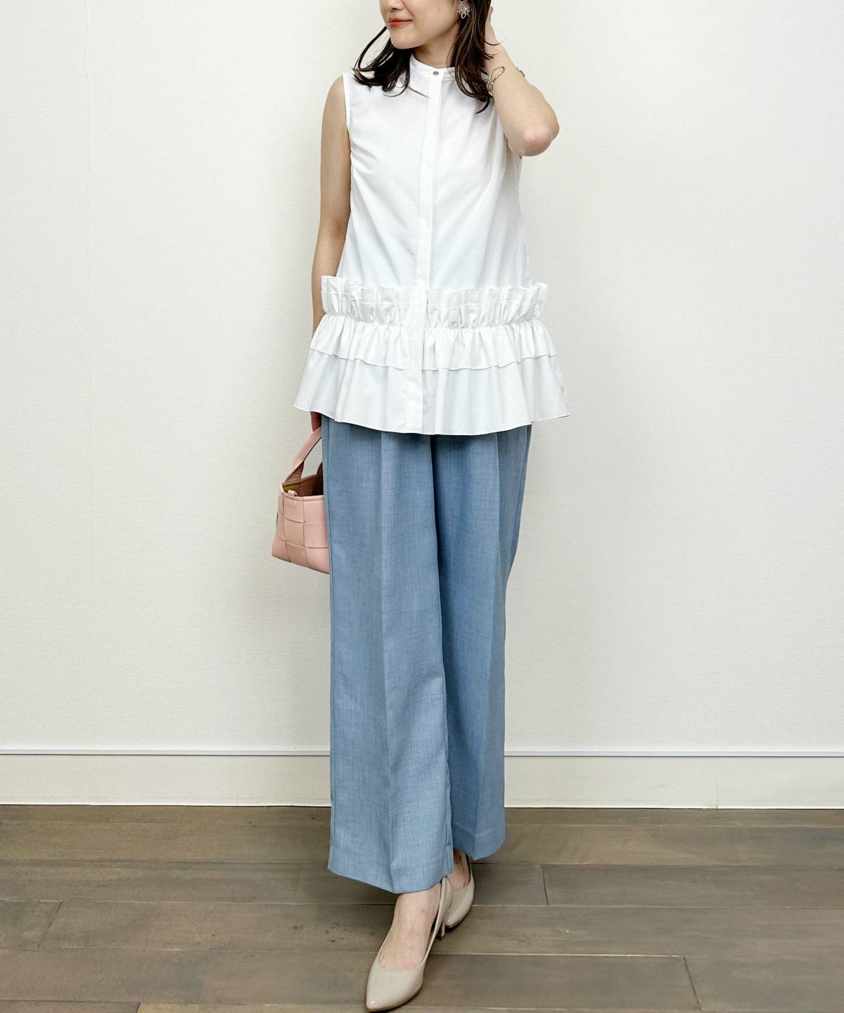 model：H164　着用サイズ：M　オフホワイト