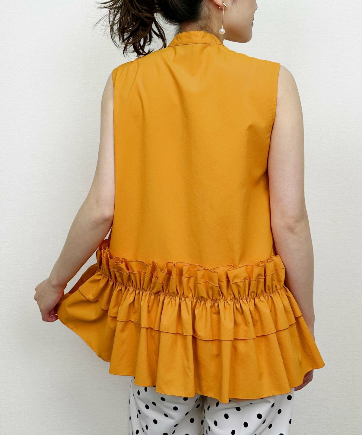 model：H164　着用サイズ：M　オレンジ