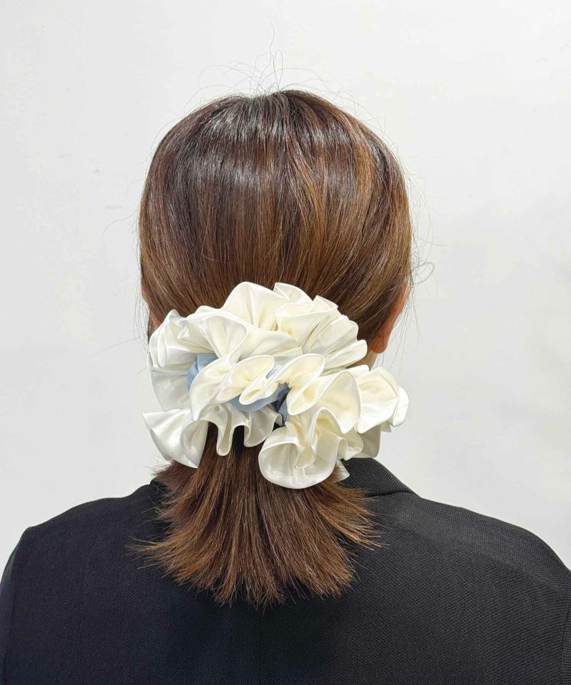 サックスブルー