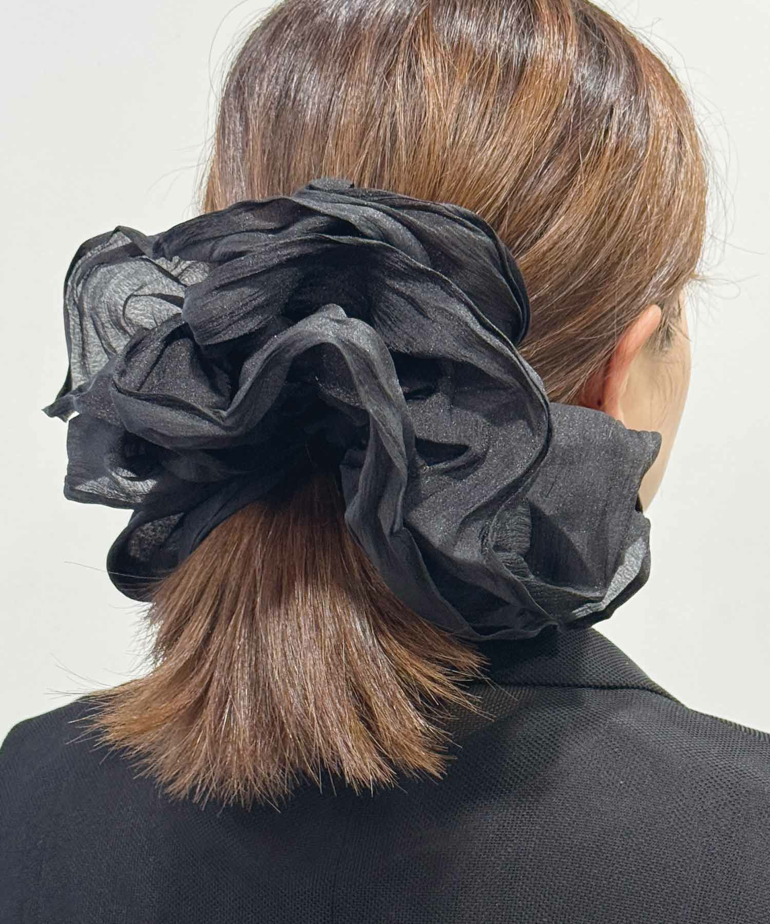 ブラック