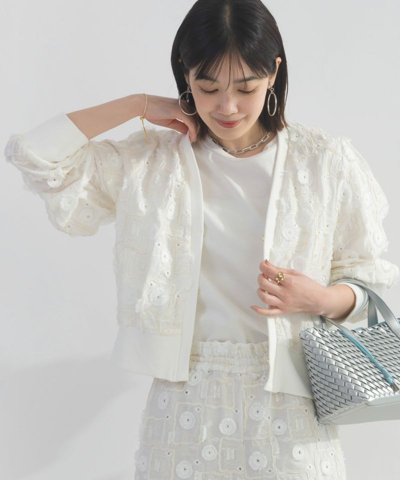 model：H162　着用サイズ：M　オフホワイト（セットアップで）