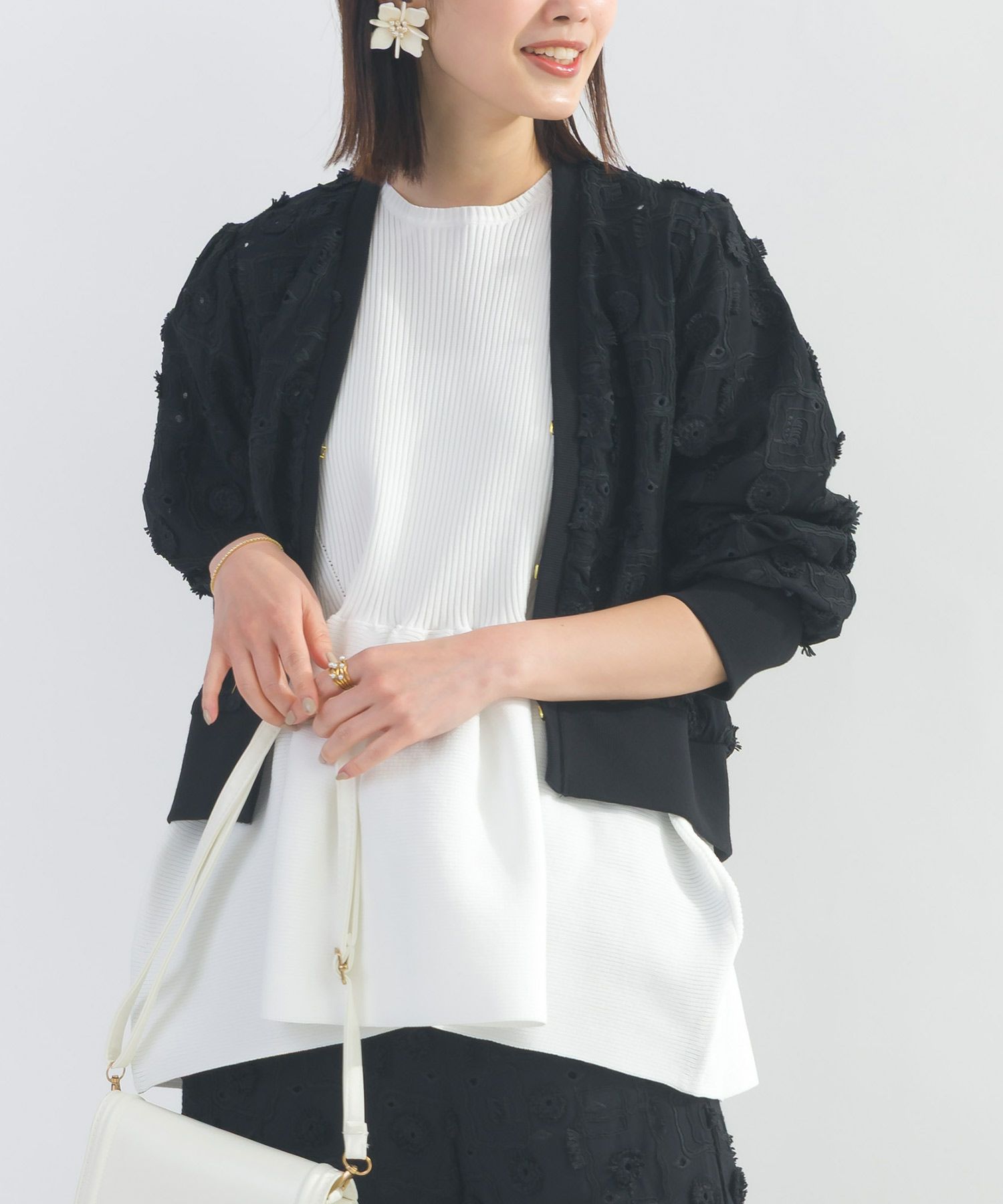 model：H162　着用サイズ：M　ブラック（セットアップで）