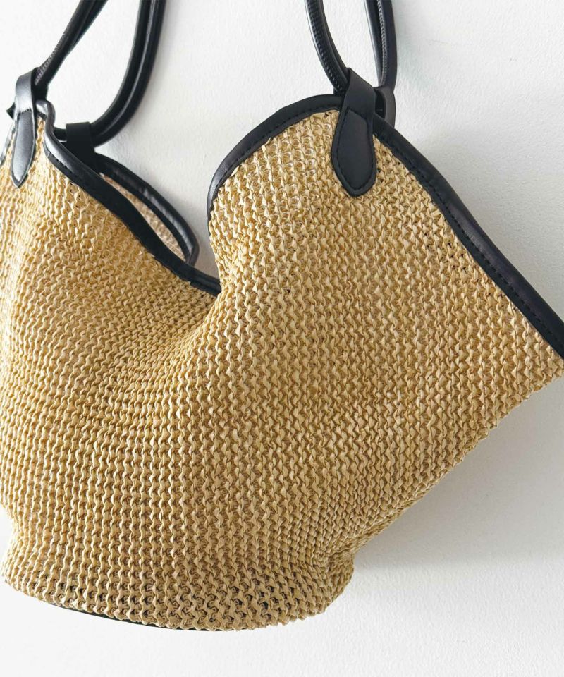 ベージュ（無地）