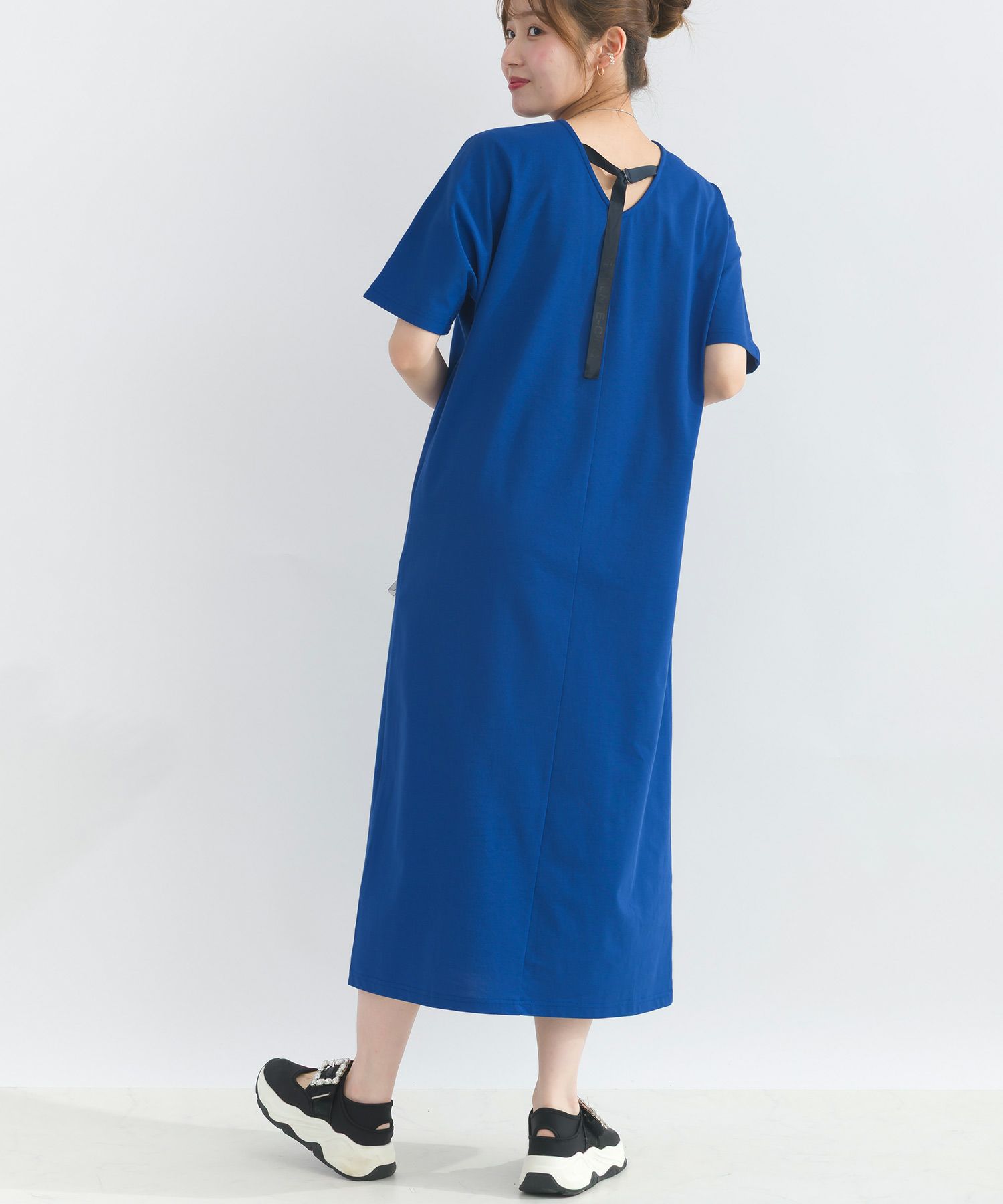 model：H165　着用サイズ：M　ブルー