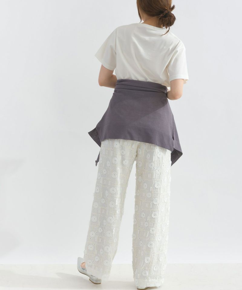 model：H165　着用サイズ：M　オフホワイト