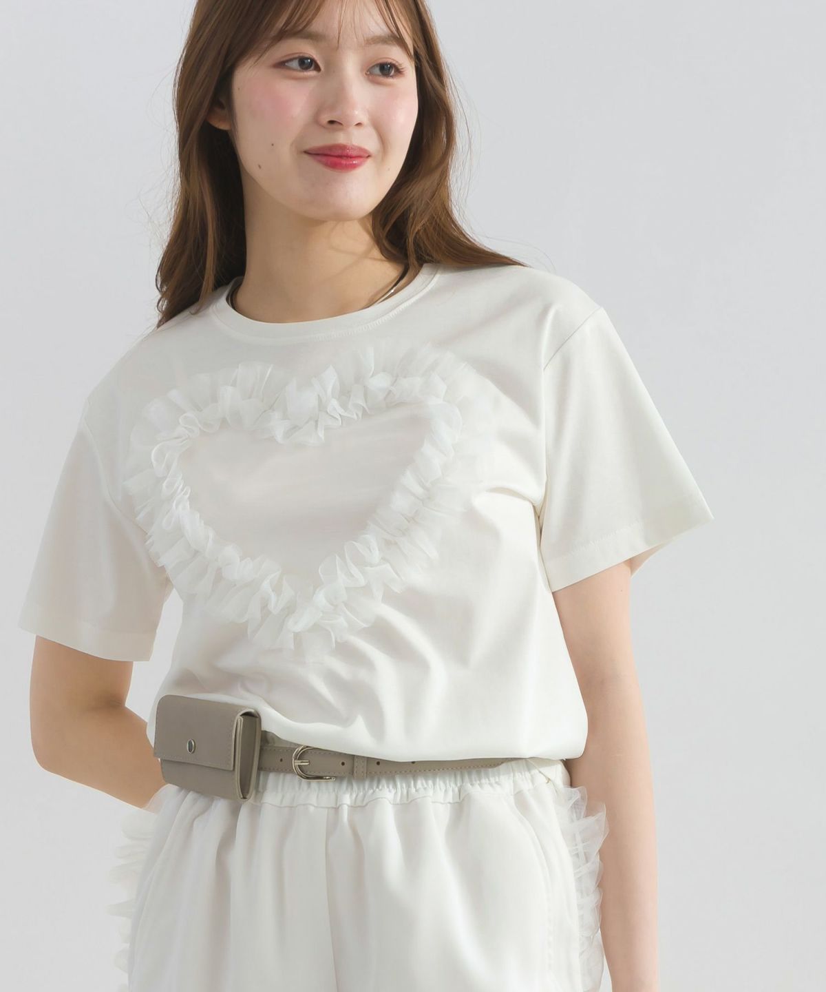 model：H165　着用サイズ：M　オフホワイト