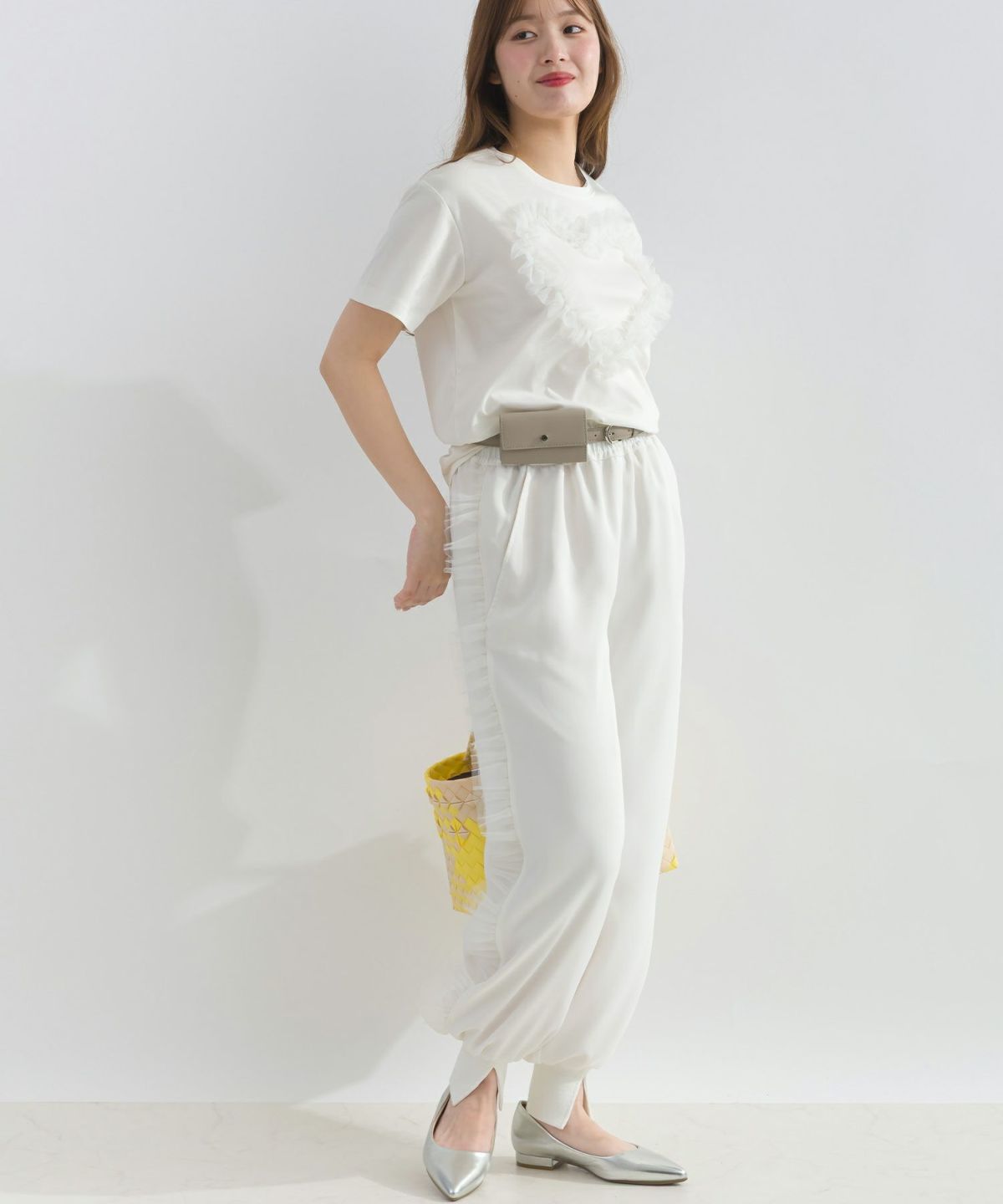 model：H165　着用サイズ：M　オフホワイト