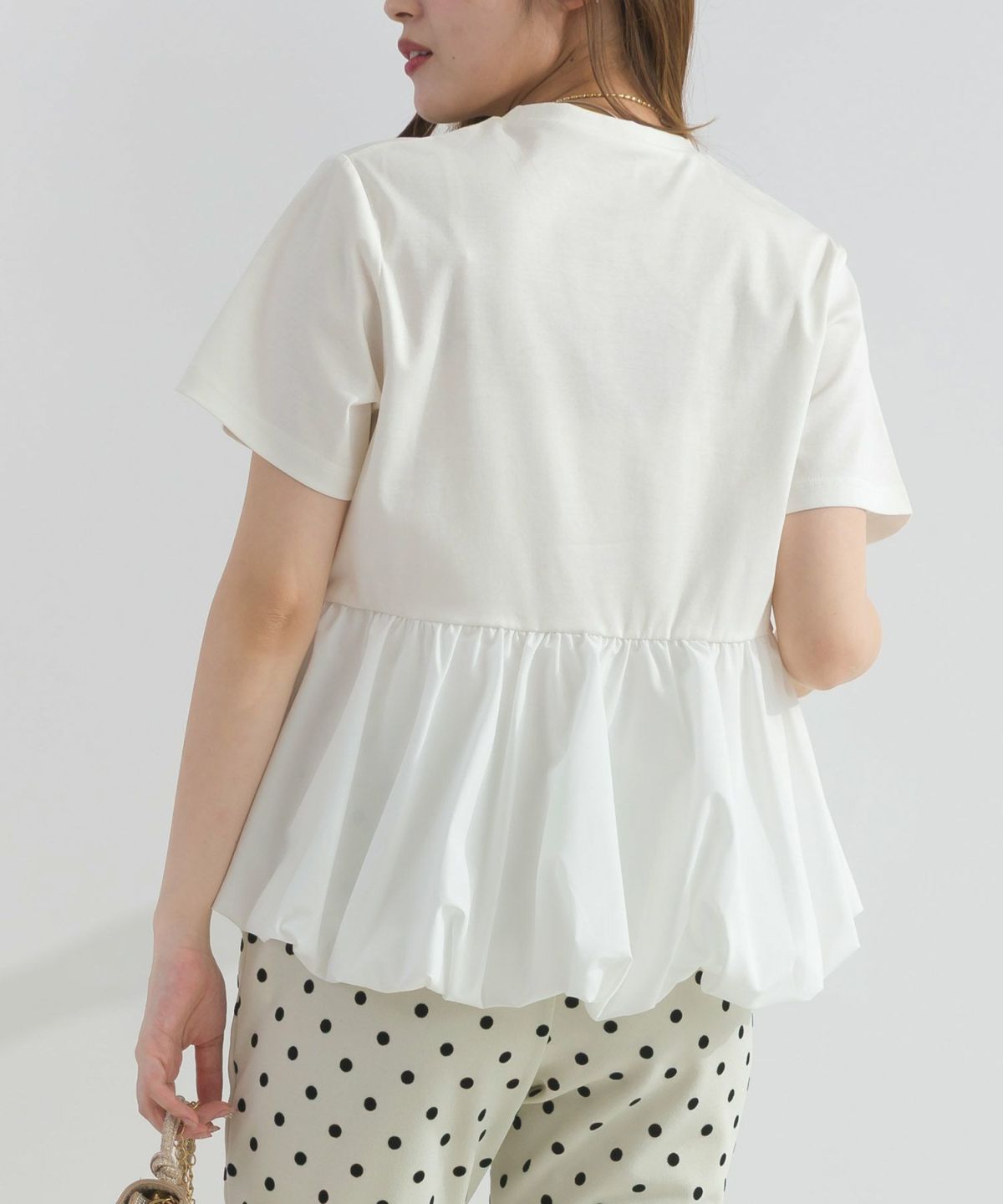 model：H165　着用サイズ：M　オフホワイト