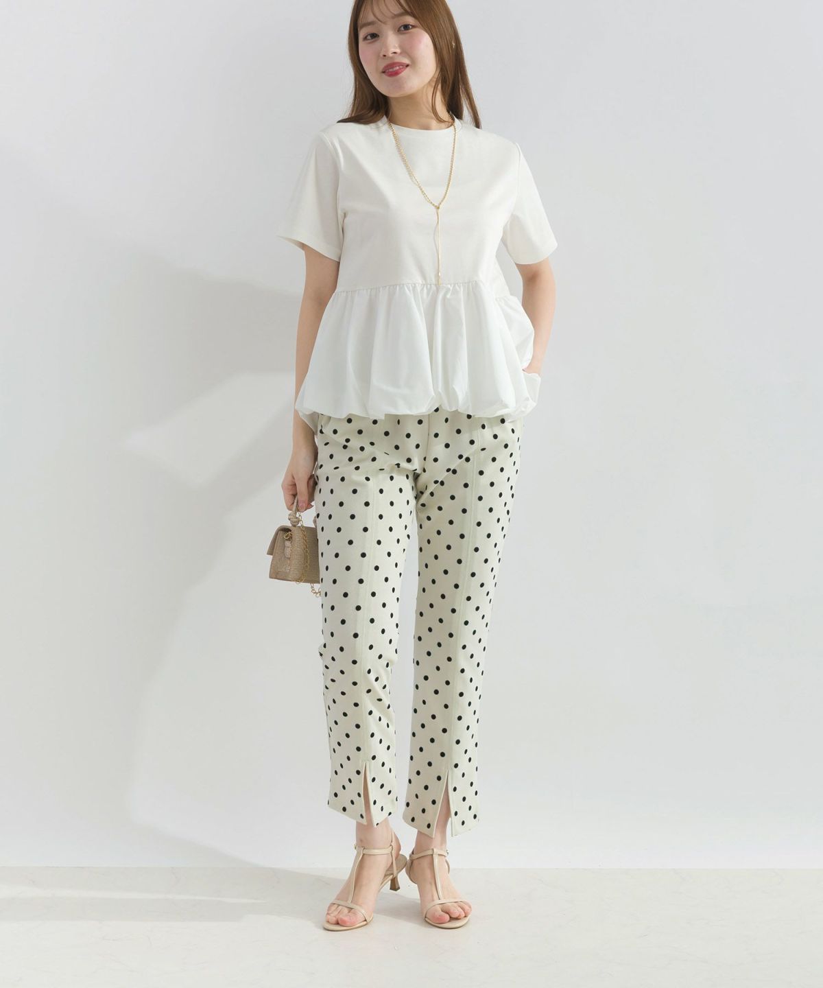 model：H165　着用サイズ：M　オフホワイト