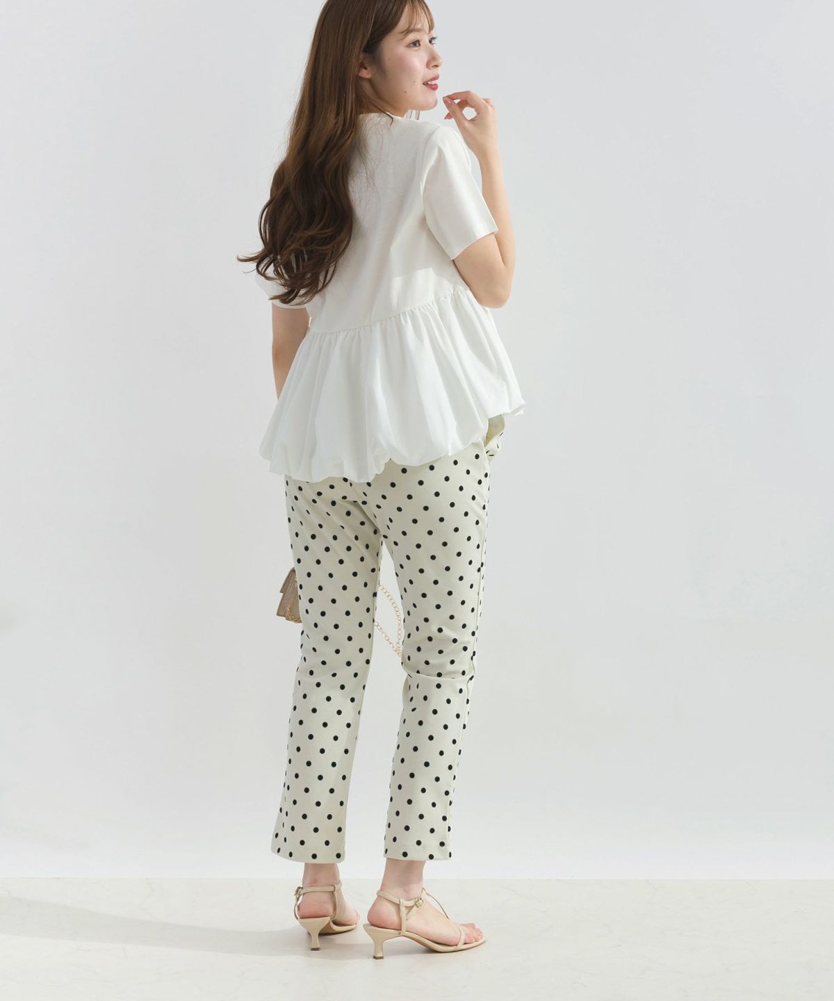 model：H165　着用サイズ：M　オフホワイト