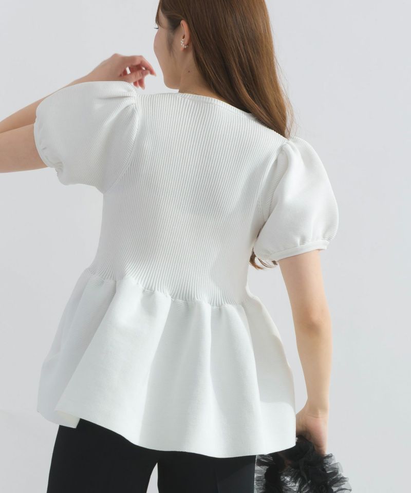 model：H165　着用サイズ：M　オフホワイト