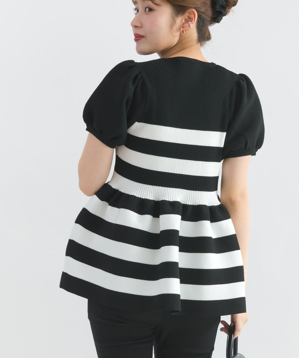 model：H165　着用サイズ：M　ホワイト系その他