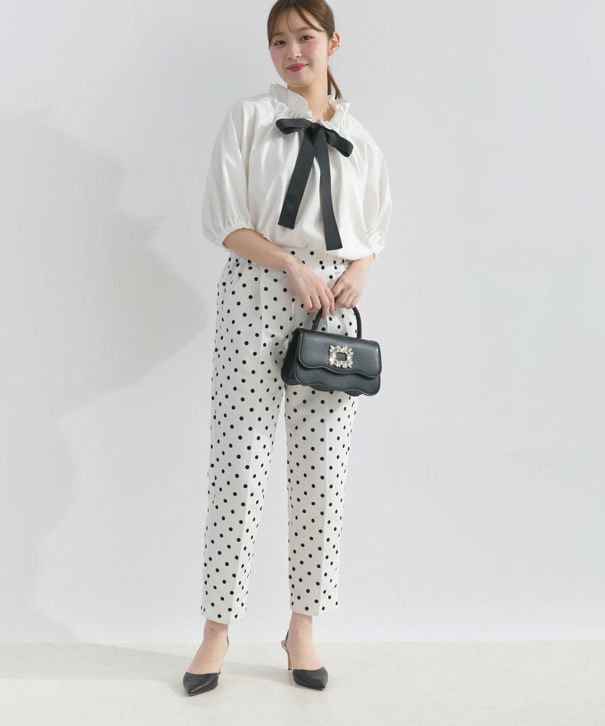 model：H165　着用サイズ：M　オフホワイト