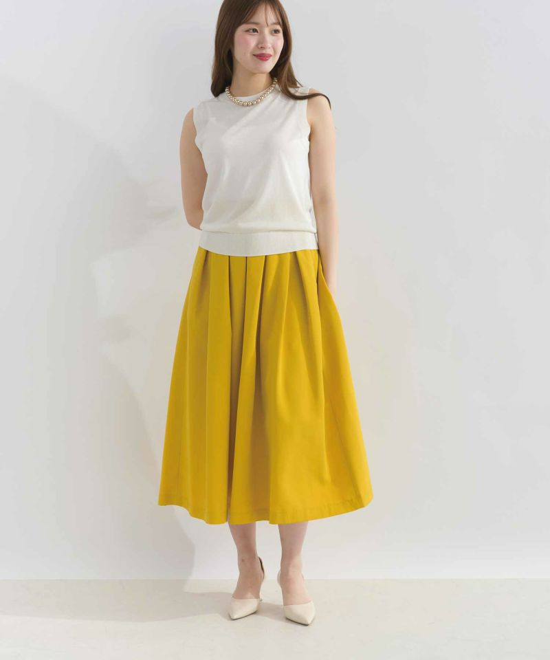 model：H165　着用サイズ：M　オフホワイト