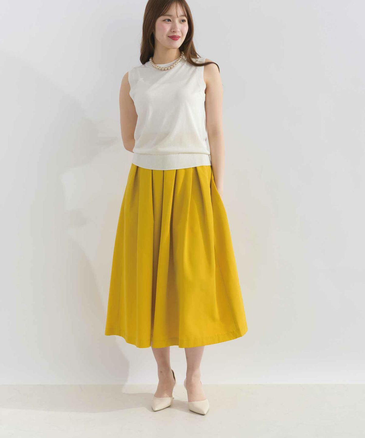 model：H165　着用サイズ：M　オフホワイト