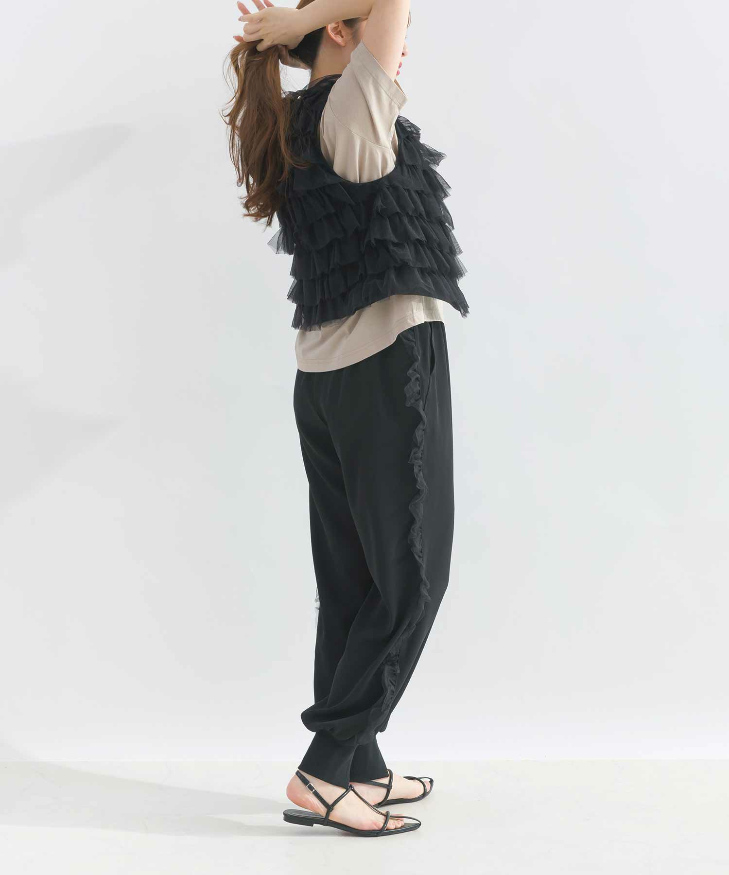 model：H165　着用サイズ：M　ブラック前