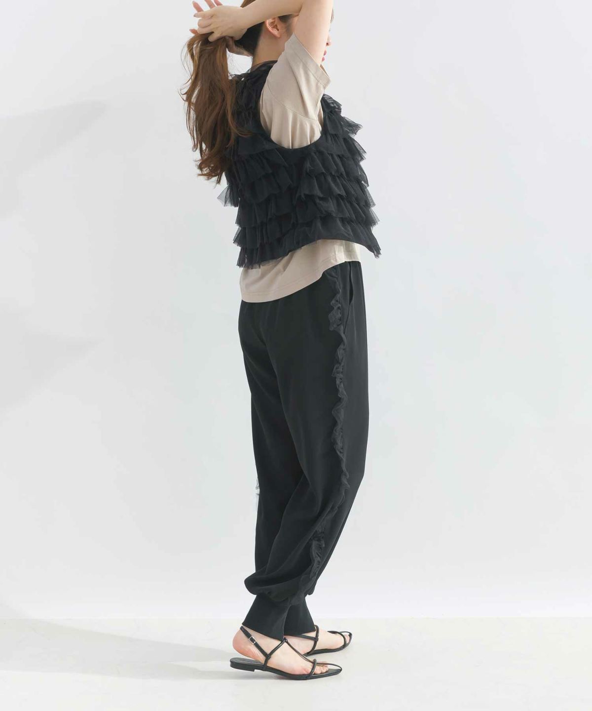 model：H165　着用サイズ：M　ブラック前